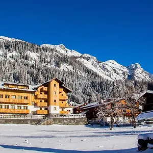 https://residence-cavanis-wellness-private-spa.hotelinveneto.com